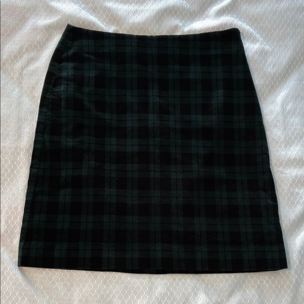 Talbots Petite Velveteen Black Watch Plaid Skirt Seldom Worn